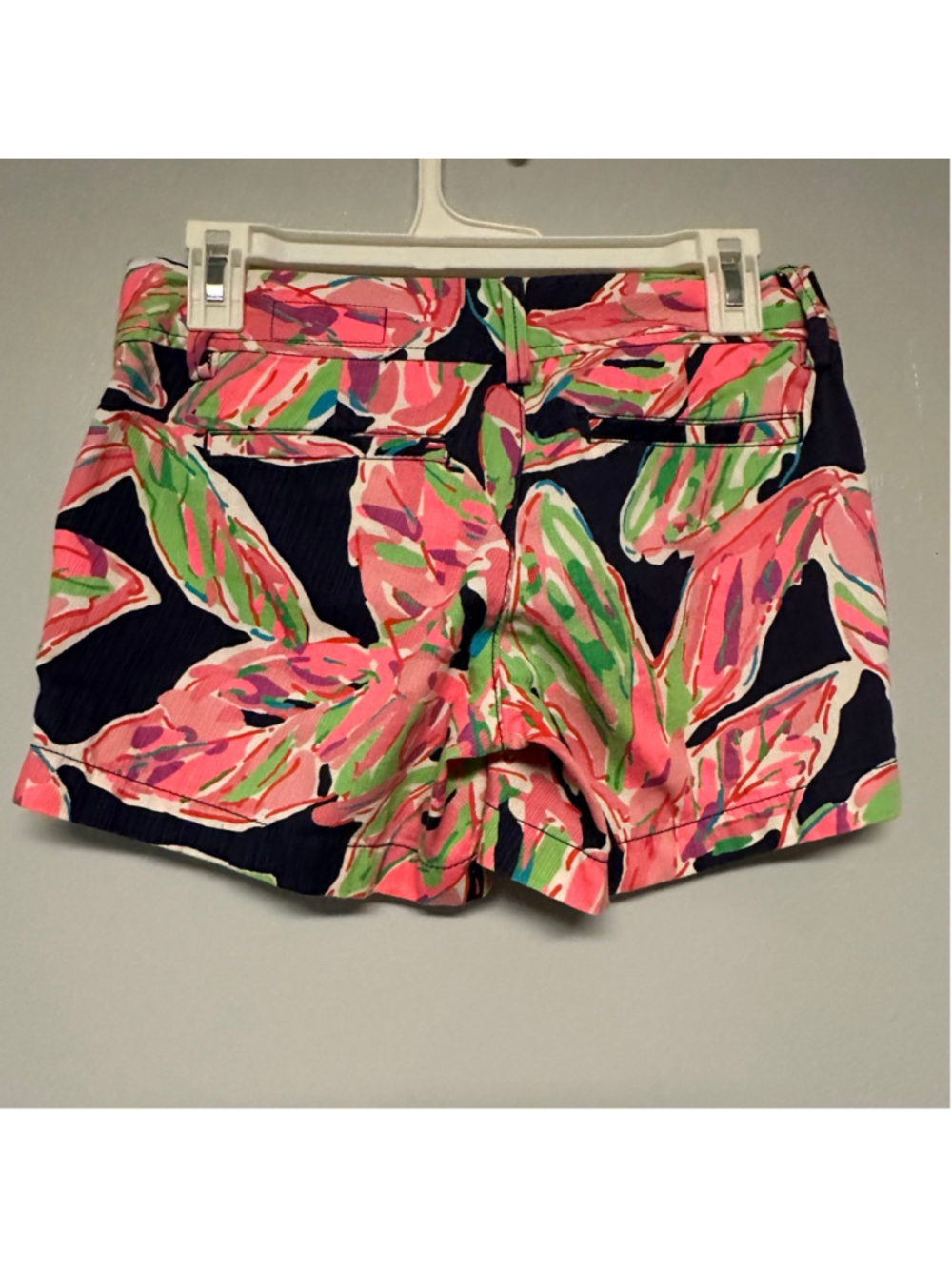Women's Lilly Pulitzer Callahan Short size 00 Pink Navy floral print leaf - Picture 3 of 5